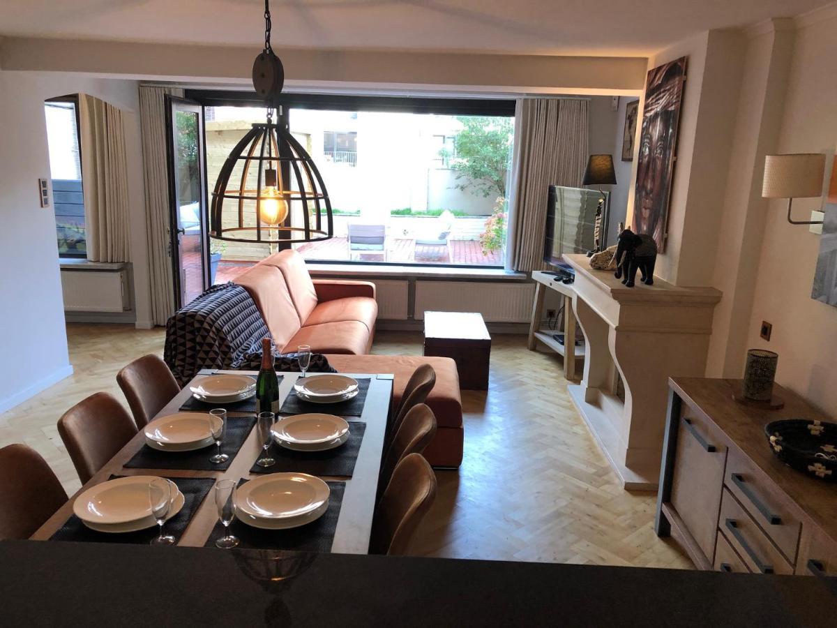 Centraal Gelegen Gezellig Verblijf Met Groot Terras Oostende Dış mekan fotoğraf
